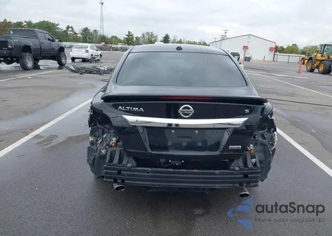 2015 Nissan Altima 2.5 S from USA, damaged, VIN 1N4AL3AP0FC589881